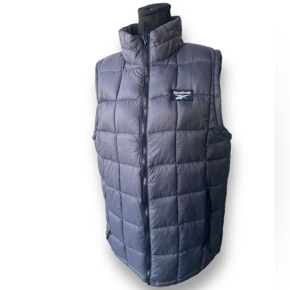 REEBOK MENS QUILTED, INSULATED WINTER PUFFER VEST SLEEVELESS GREY SIZE MEDIUM - Picture 3 of 11